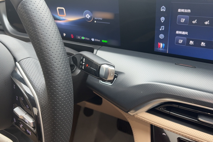 别克GL8新能源 2025款 陆尚 尊享版 7座局部细节18
