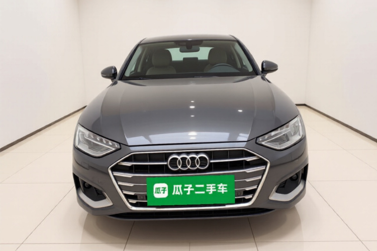奥迪A4L 2020款 40 TFSI 豪华致雅型车身外观2
