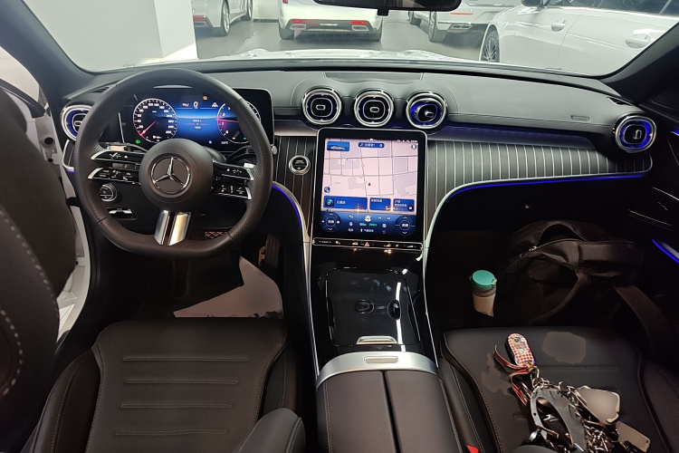 奔驰C级 2025款 C 260 L 运动版中控内饰7002