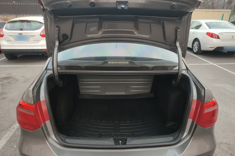 大众 捷达 2015款 质惠版 1.6L 自动时尚型局部细节23