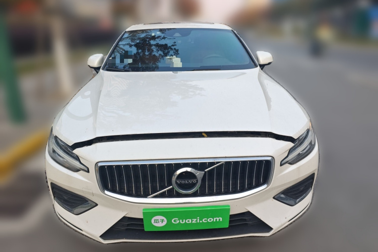 沃尔沃S60 2021款 T4 智逸豪华版车身外观6001