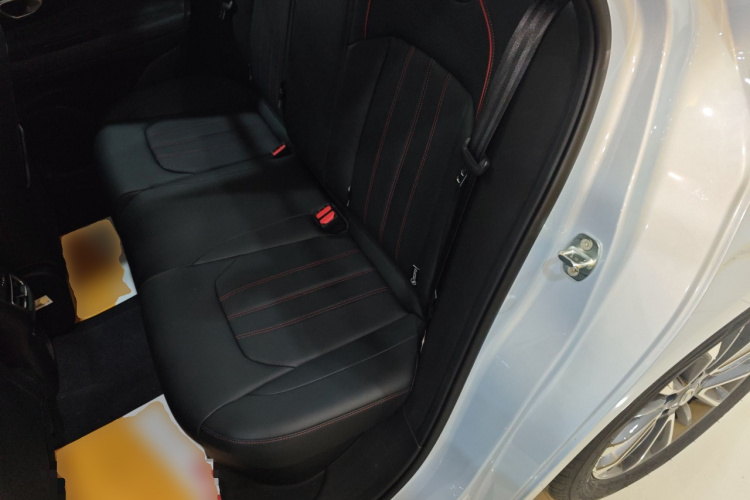 广汽传祺 2023款 影豹H 智能混动版中控内饰21