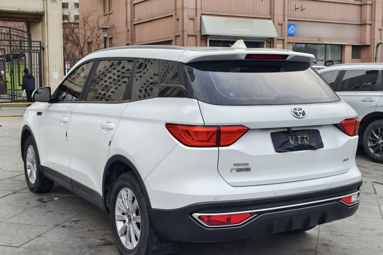 中国重汽VGV VGV U70 2020款 1.5T 手动舒适版 7座车身外观6003