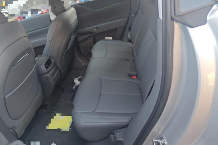 小鹏G6 2025款 625 长续航 Max 科技版中控内饰21