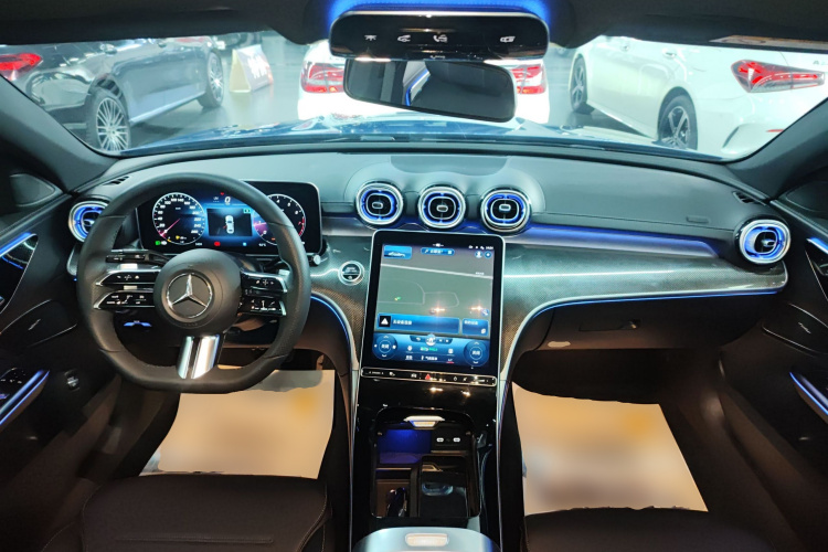 奔驰C级 2022款 C 260 L 运动版中控内饰7002