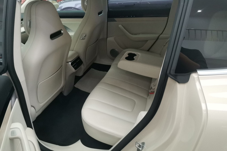 鸿蒙智行 智界R7 2024款 纯电 802km Max中控内饰21