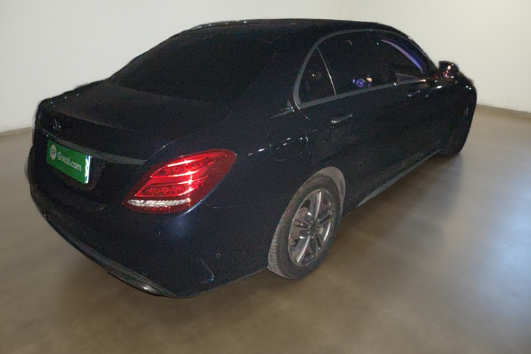 奔驰C级 2018款 C 200 L 运动版车身外观7