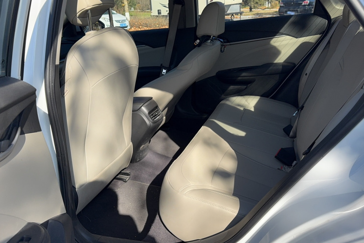 别克 英朗 2021款 典范 1.5L 自动精英型中控内饰7002