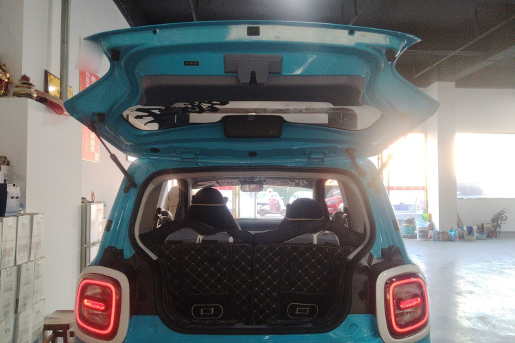 奔腾小马 2025款 222km 灵动马局部细节23