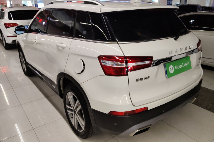 哈弗H6 Coupe 2017款 红标 2.0T 自动两驱尊贵型车身外观4