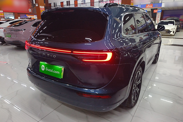 鸿蒙智行 问界M7 2024款 1.5T 智驾四驱Ultra版 6座车身外观7