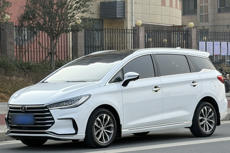 比亚迪 宋MAX 2021款 升级版 1.5T 自动尊贵型 7座车身外观6003