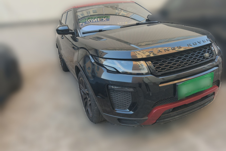 路虎 揽胜极光 2017款 2.0T 绚黑限量版车身外观3