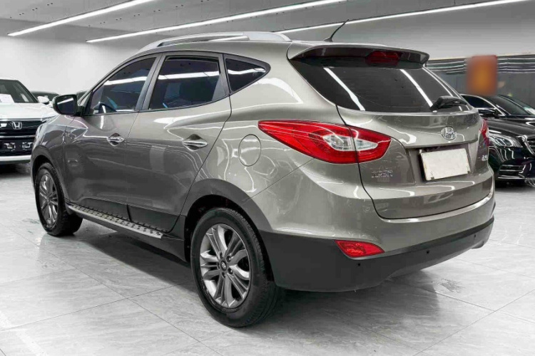 北京现代ix35 2013款 2.0L 自动两驱智能型GLS 国IV车身外观6003