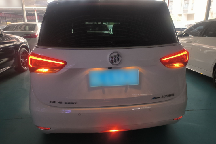 别克GL6 2021款 323T 轻混动互联豪华型车身外观6