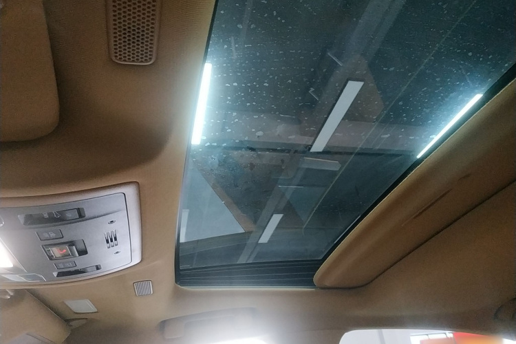 雷克萨斯ES 2025款 200 臻享版局部细节22