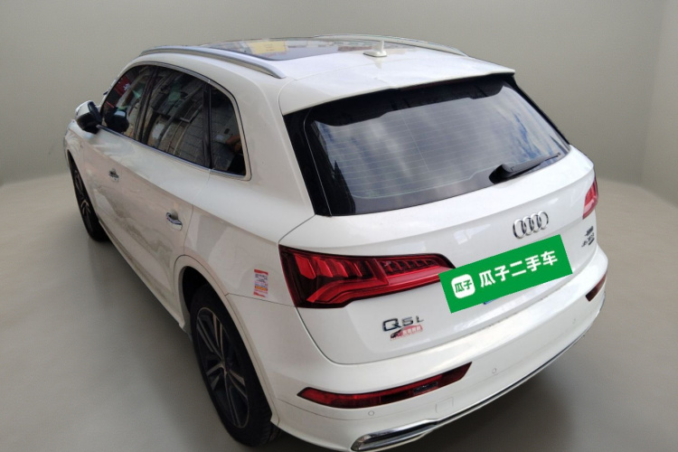 奥迪Q5L 2020款 改款 40 TFSI 荣享时尚型车身外观5
