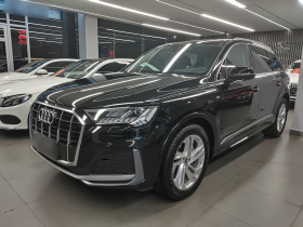 奥迪Q7 2023款 45 TFSI quattro S line运动型