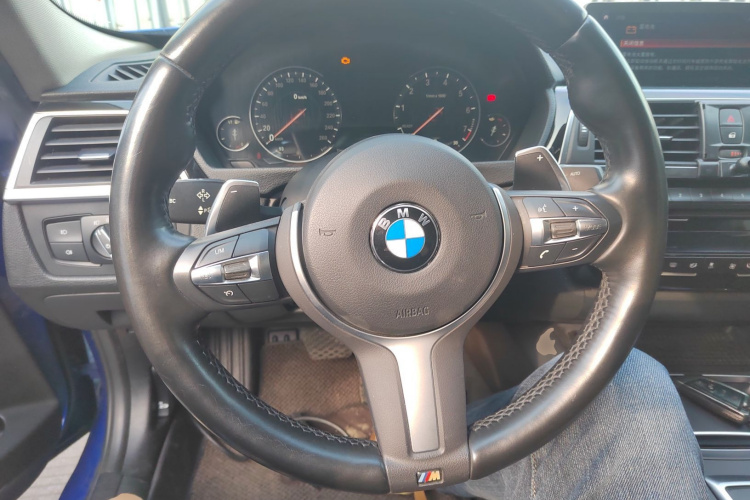 宝马3系 2019款 320Li M运动套装局部细节13