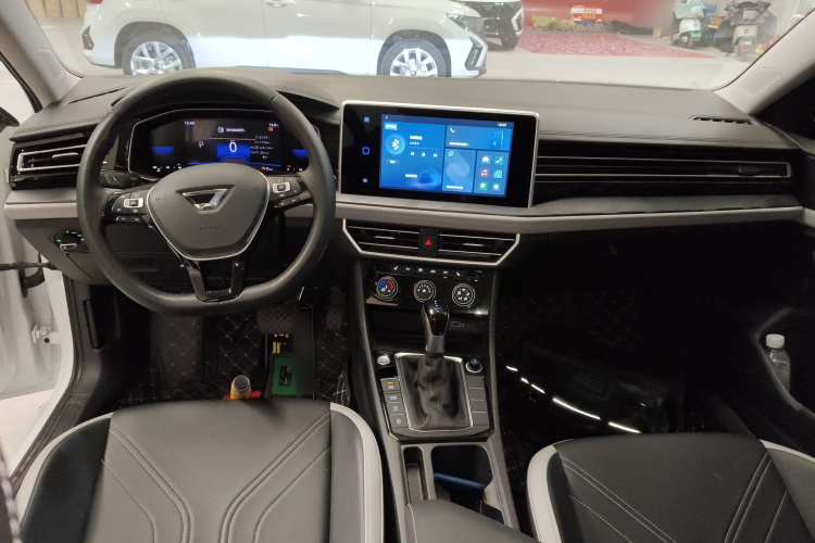 捷达VA7 2025款 1.4T 先到先得版中控内饰7002