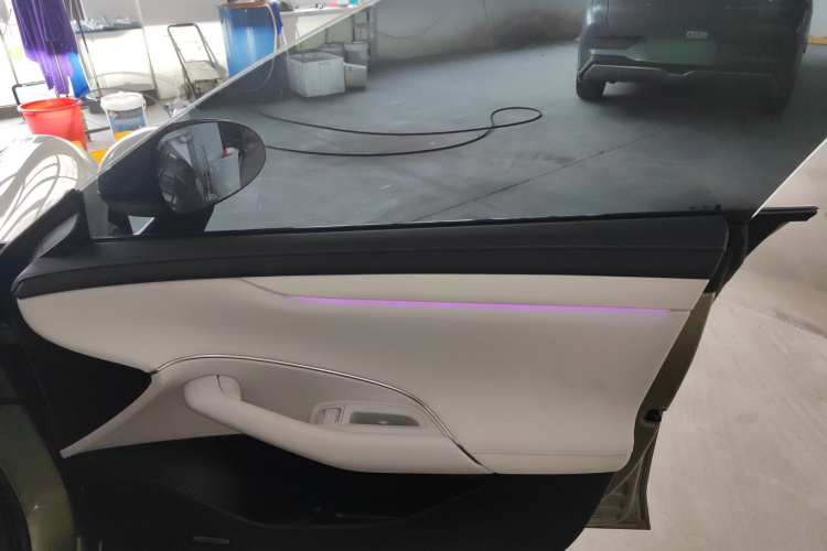 小米汽车 小米SU7 2024款 后驱超长续航高阶智驾Pro版中控内饰7005