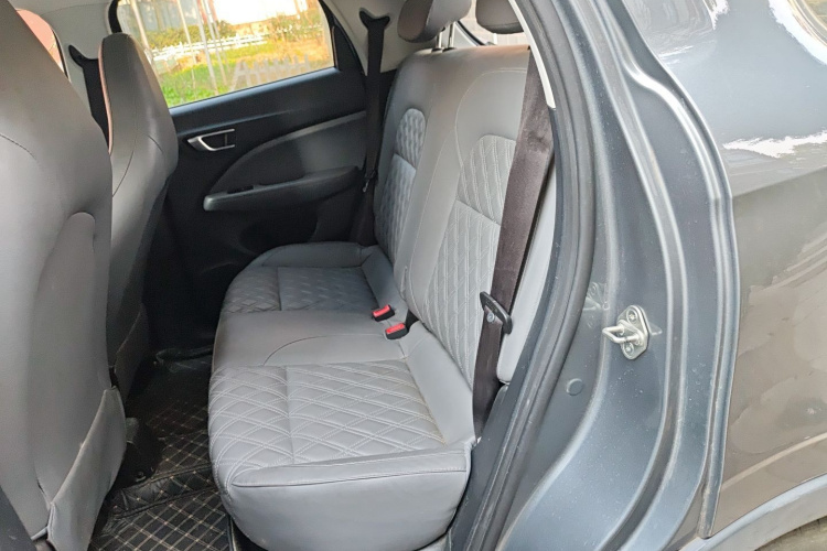 零跑汽车 零跑T03 2021款 400豪华版中控内饰21