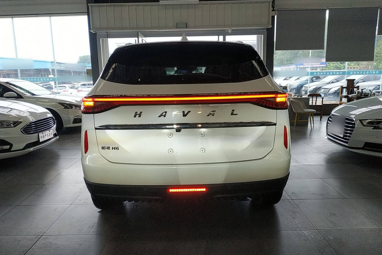 哈弗H6 2022款 第三代 1.5T 自动两驱Max车身外观6