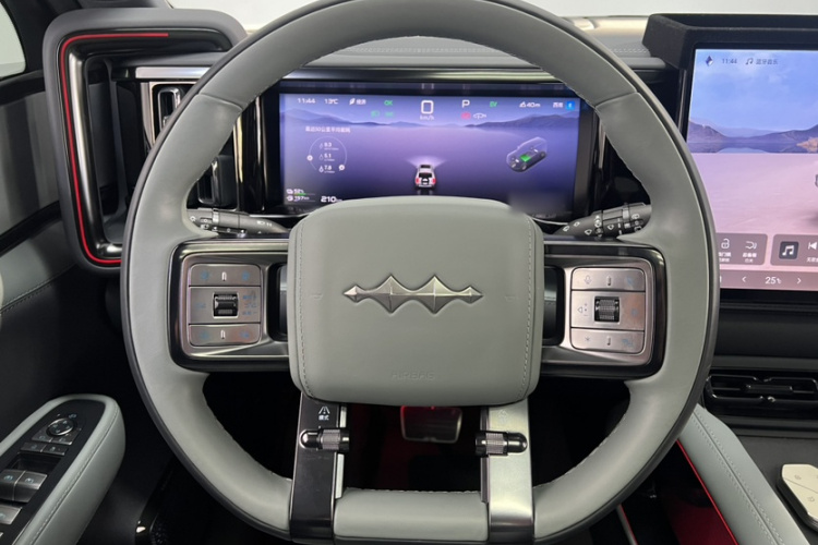 方程豹 豹5 2023款 云辇旗舰版中控内饰7007