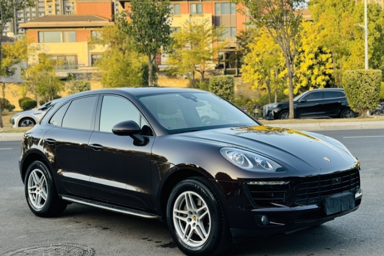 保时捷 2017款  Macan 2.0T车身外观6006