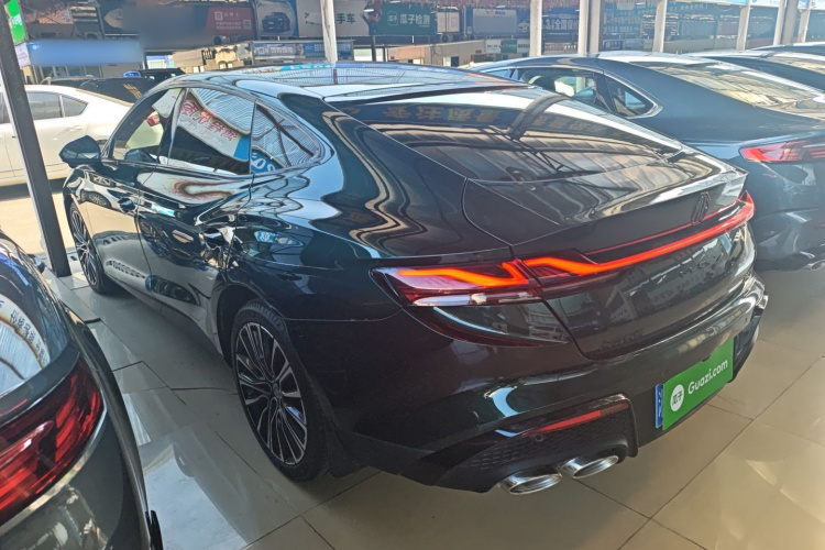 名爵 MG7 2023款 1.5T DCT至美优雅版车身外观4