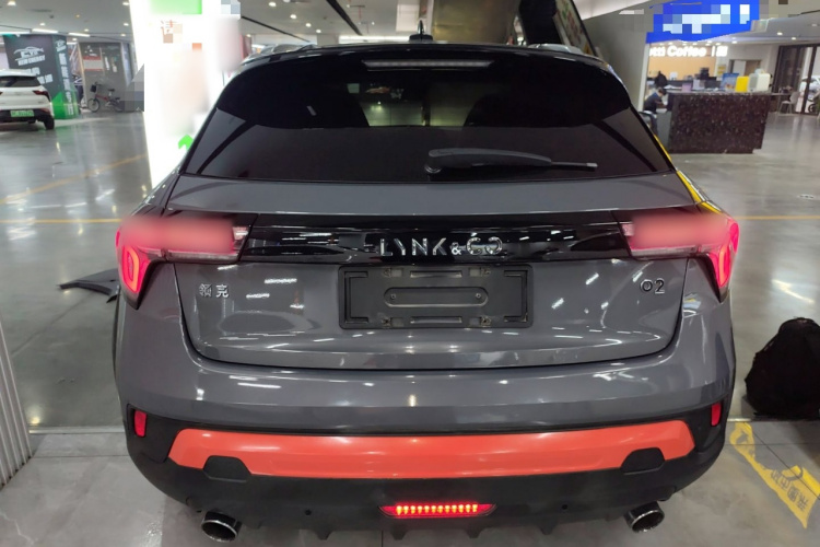 领克02 2018款 1.5T DCT两驱耀Pro版 国V车身外观6