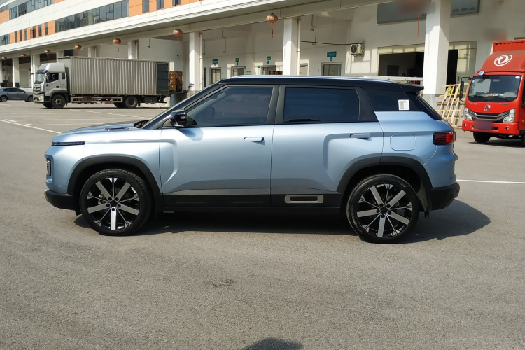 吉利汽车 吉利icon 2023款 1.5TD 巧克力醇巧版车身外观6009