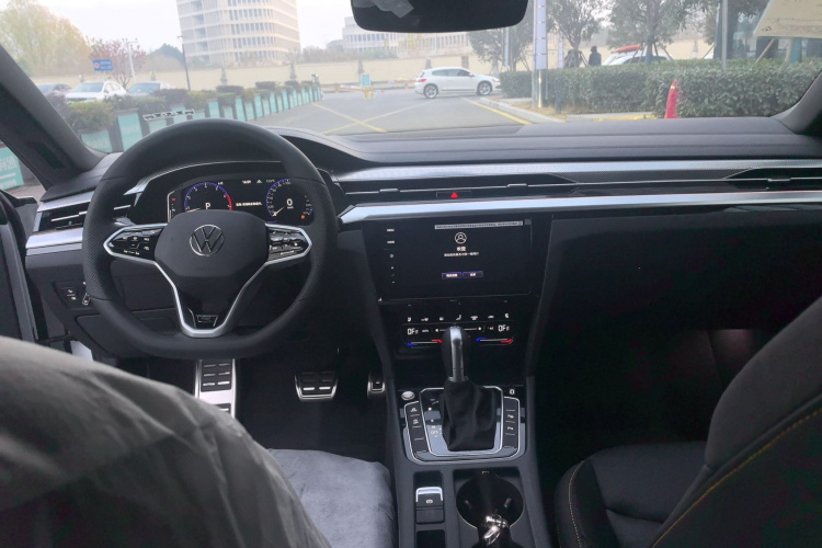 一汽-大众CC 2025款 380TSI 夺目 众享款中控内饰7003