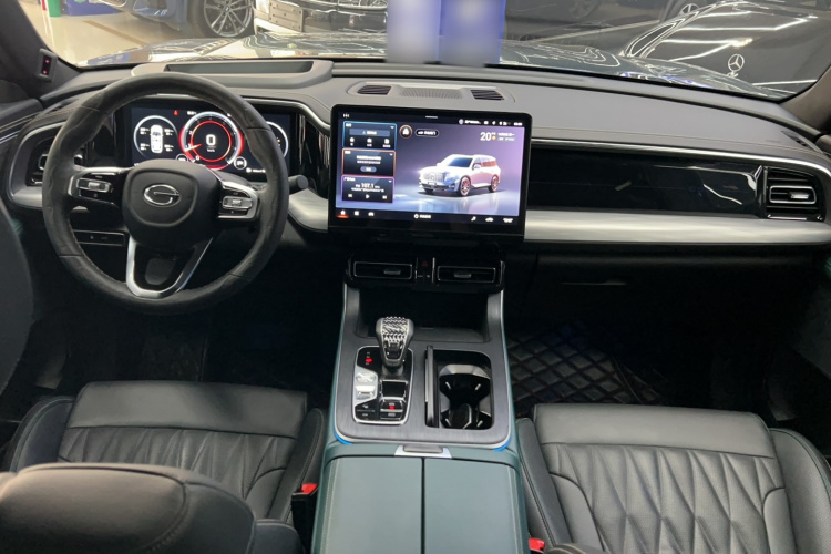 广汽传祺 传祺GS8 2022款 领航系列 2.0TGDI 两驱尊贵版（七座）中控内饰7003