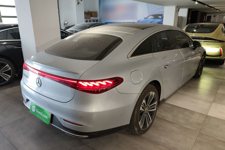 奔驰EQS 2022款 改款 450+ 先锋版车身外观7