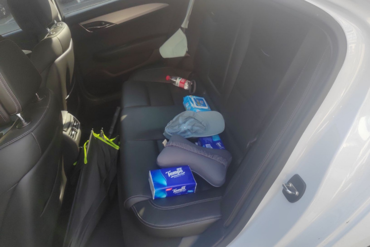 凯迪拉克ATS-L 2017款 28T 时尚型中控内饰21