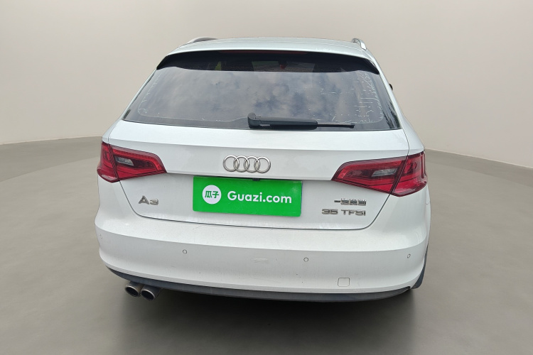 奥迪A3 2015款 Sportback 35 TFSI 百万纪念舒享型车身外观6