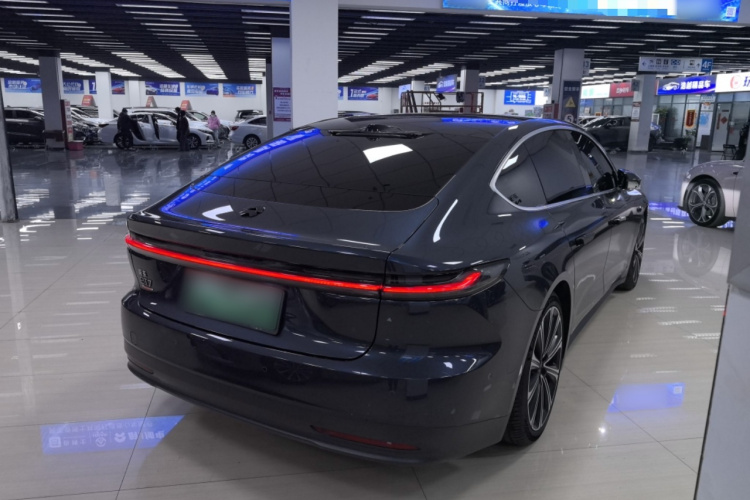 蔚来ET7 2023款 75kWh车身外观6005