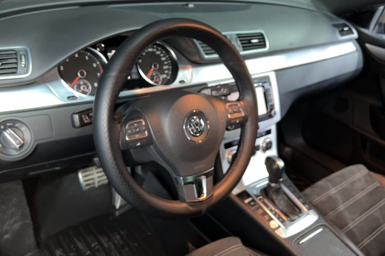 一汽-大众CC 2013款 2.0TSI 豪华型局部细节13