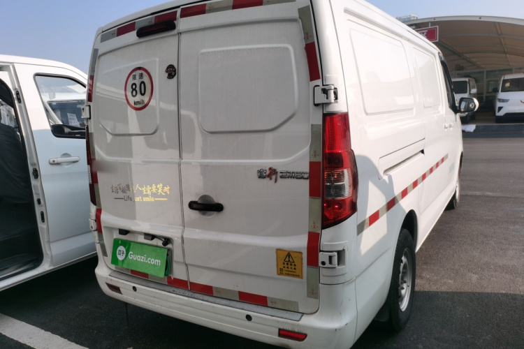 长安凯程 长安睿行EM80 2023款 平顶对开门2座60kW 41.932kWh车身外观6005