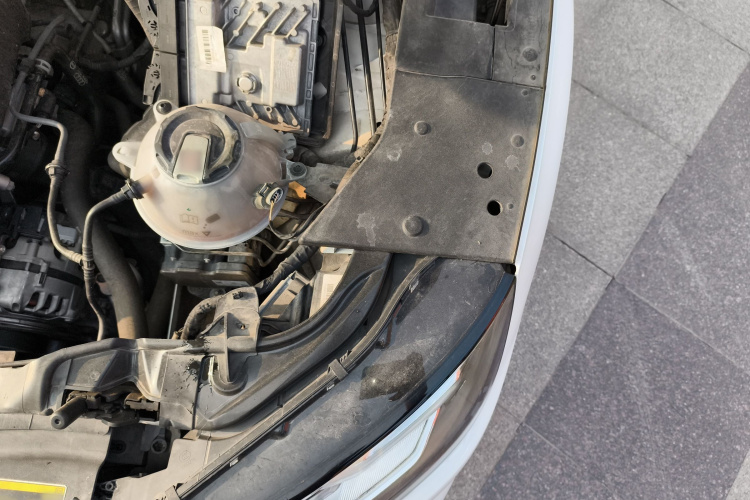 奥迪Q5L 2020款 45 TFSI 尊享时尚型局部细节9007