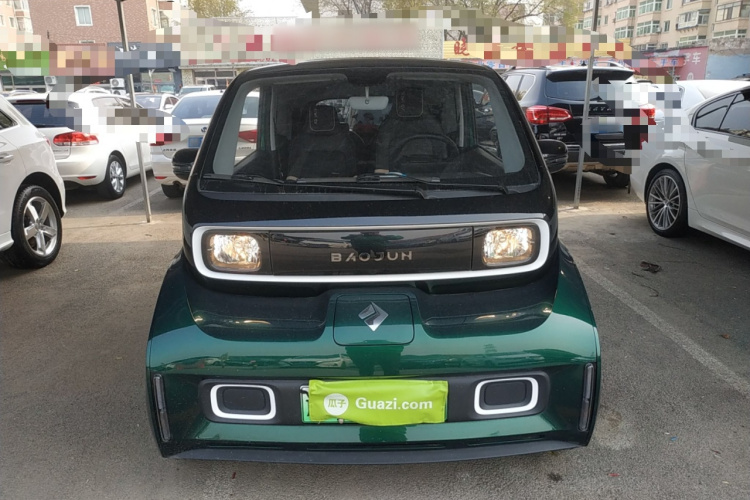 宝骏KiWi EV 2022款 设计师轻享版 三元锂车身外观2