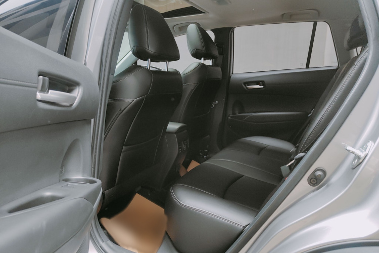 丰田 卡罗拉锐放 2022款 2.0L 豪华版车身外观6005