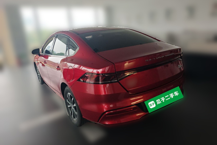 比亚迪 秦PLUS 2023款 冠军版 DM-i 55KM领先型车身外观5