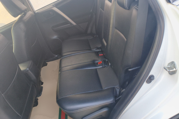 丰田 RAV4荣放 2016款 2.0L CVT两驱风尚版 国V中控内饰21