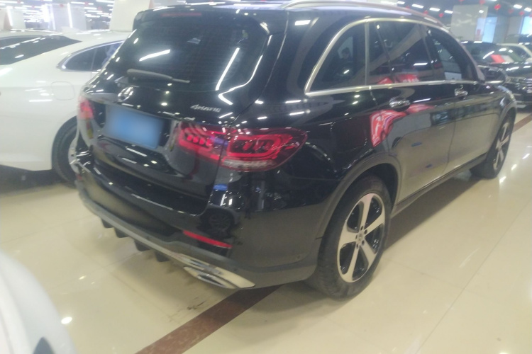 奔驰GLC 2022款 改款三 GLC 260 L 4MATIC 动感型车身外观7