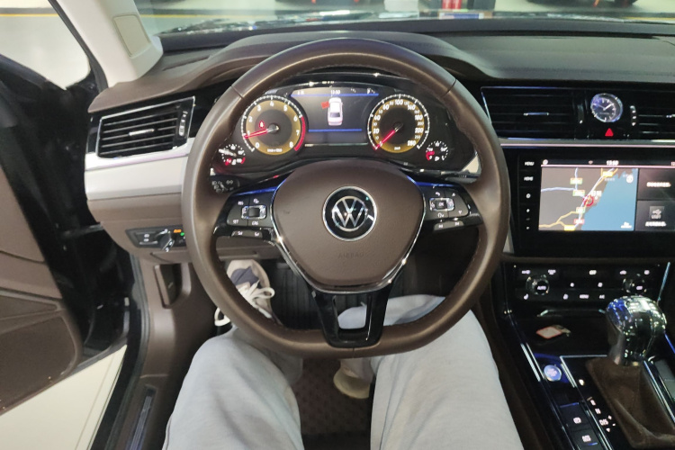 大众 辉昂 2021款 380TSI 豪华版局部细节13