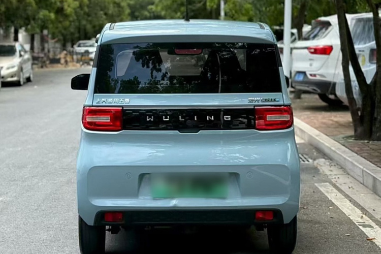 五菱汽车 宏光MINIEV 2020款 自在款 磷酸铁锂车身外观6003