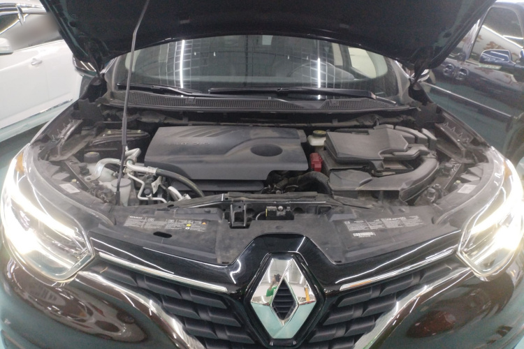 雷诺 科雷嘉 2017款 2.0L 两驱豪华版机舱底盘24
