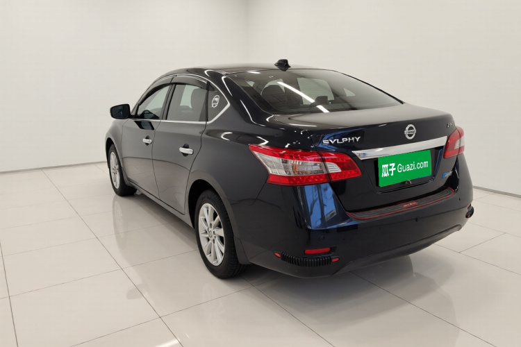 日产 轩逸 2012款 1.6XL CVT豪华版车身外观5